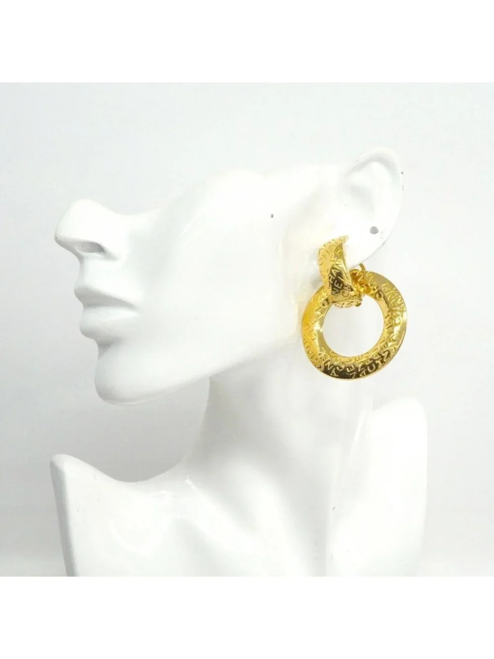 CHANEL earrings vintage